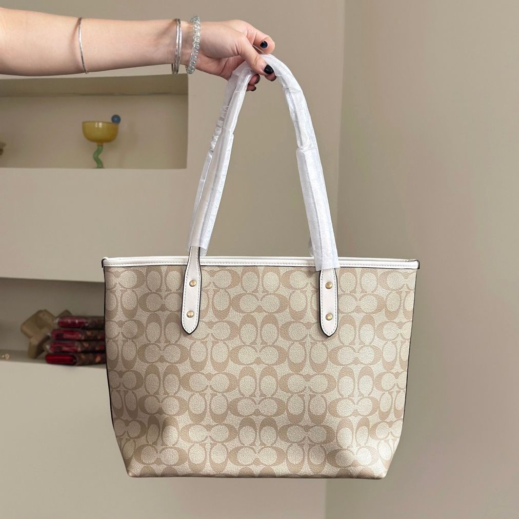 Women's Beige Classic Signature Tote Bag Top Handle Large Capacity White Trim Gold Hardware Zipper Closure Casual Handbag For Work Commute Shopping Travel - 4 of 9