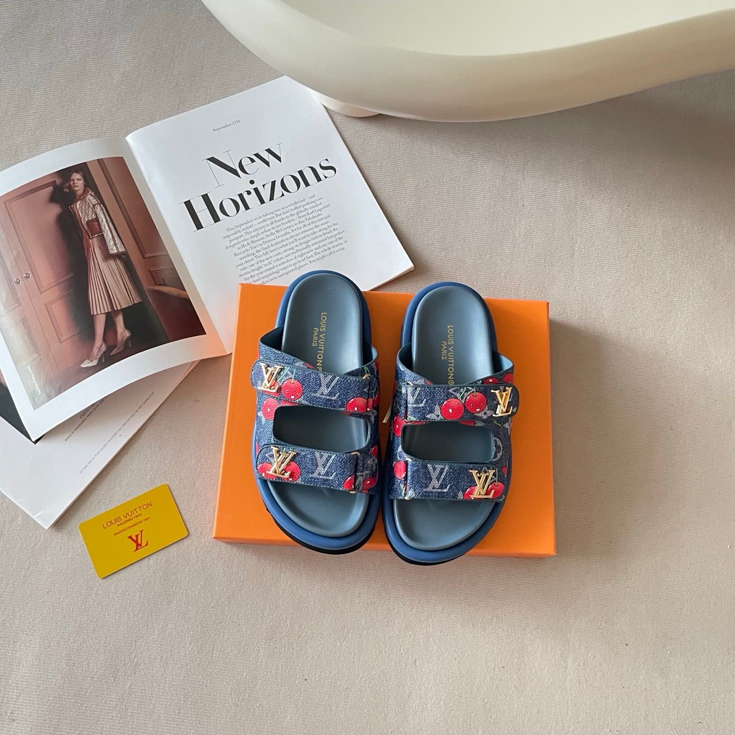 LV x TM Pool Pillow Flat Mule Cherry Print Platform Slide Sandals Women Adjustable Double Strap Metal Thick Sole Casual Outdoor Beach Couple Slippers Multiple colors - 5 of 6