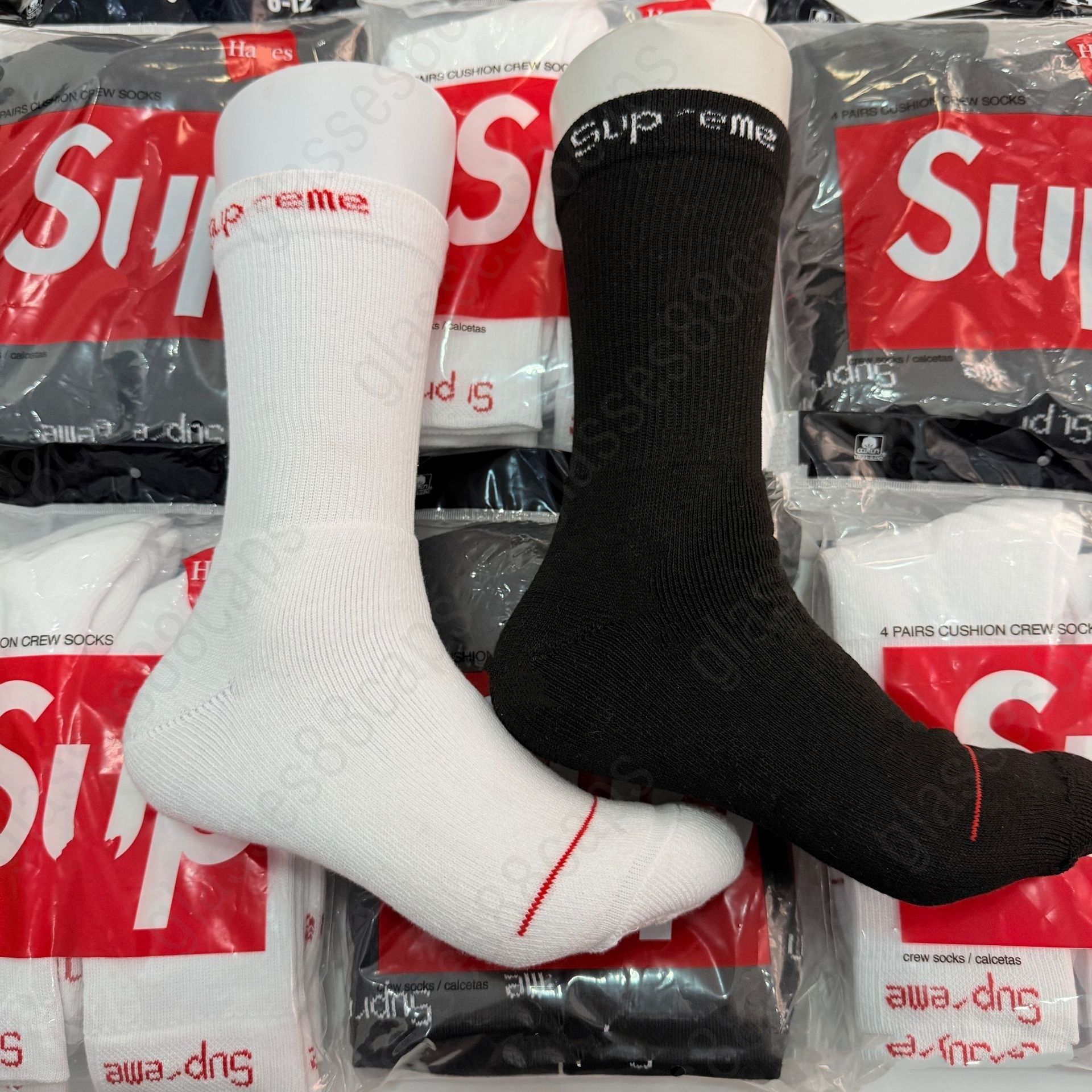 Luxury socks Men's socks designer style socks 4-piece pack sports socks fashionable casual socks women's socks - 4 of 9