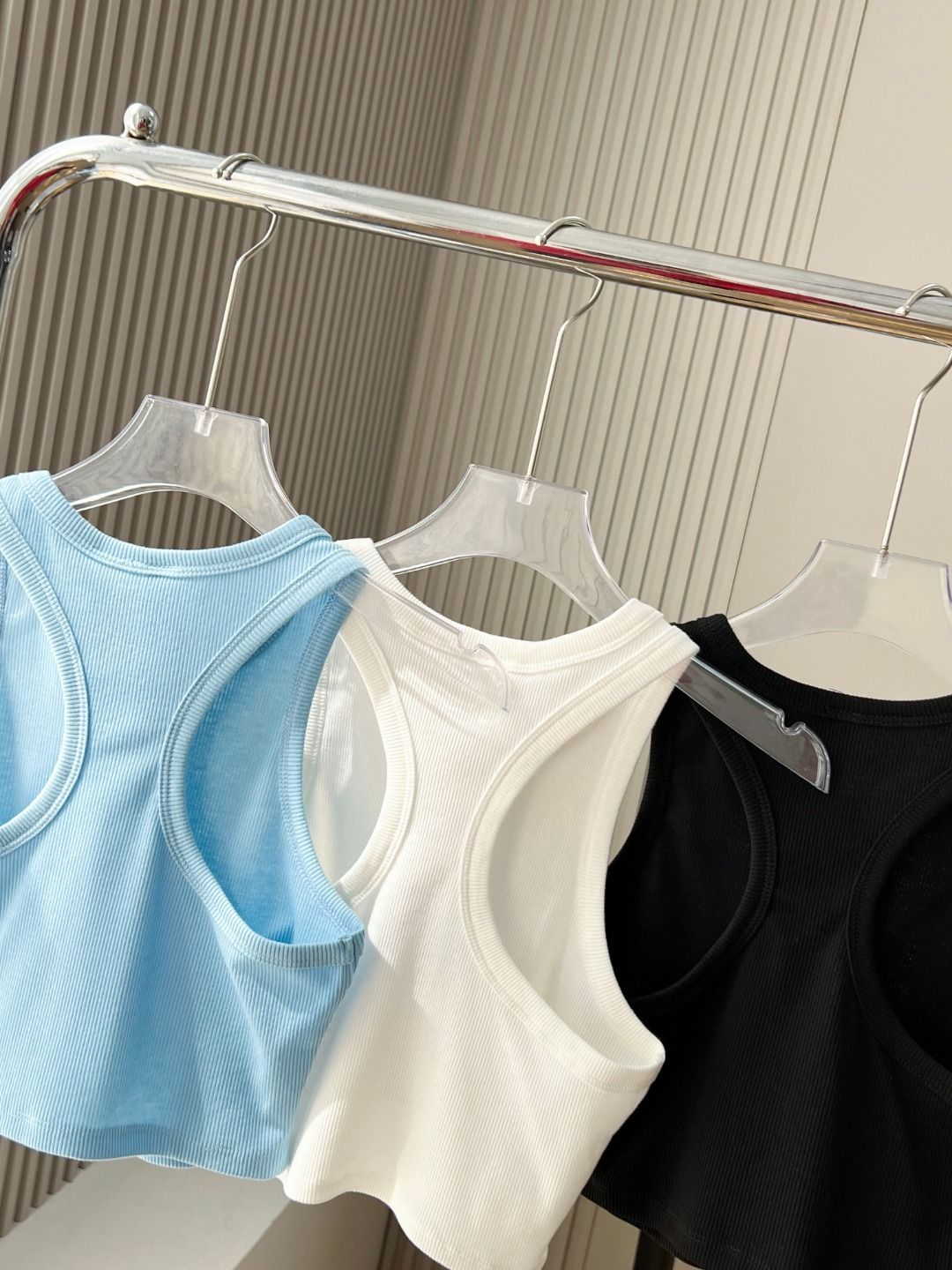 Designer tank top Women's Ribbed Yoga Tank Top Sleeveless Cropped Sports Vest Breathable Fitness Top for Pilates Workout Running - 4 of 8