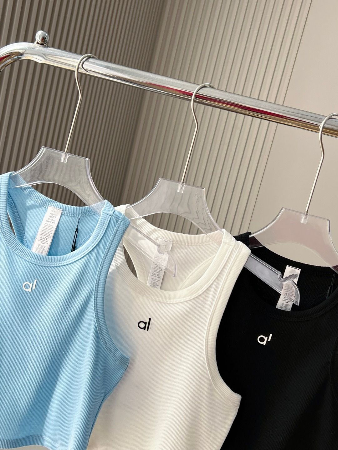Designer tank top Women's Ribbed Yoga Tank Top Sleeveless Cropped Sports Vest Breathable Fitness Top for Pilates Workout Running - 3 of 8