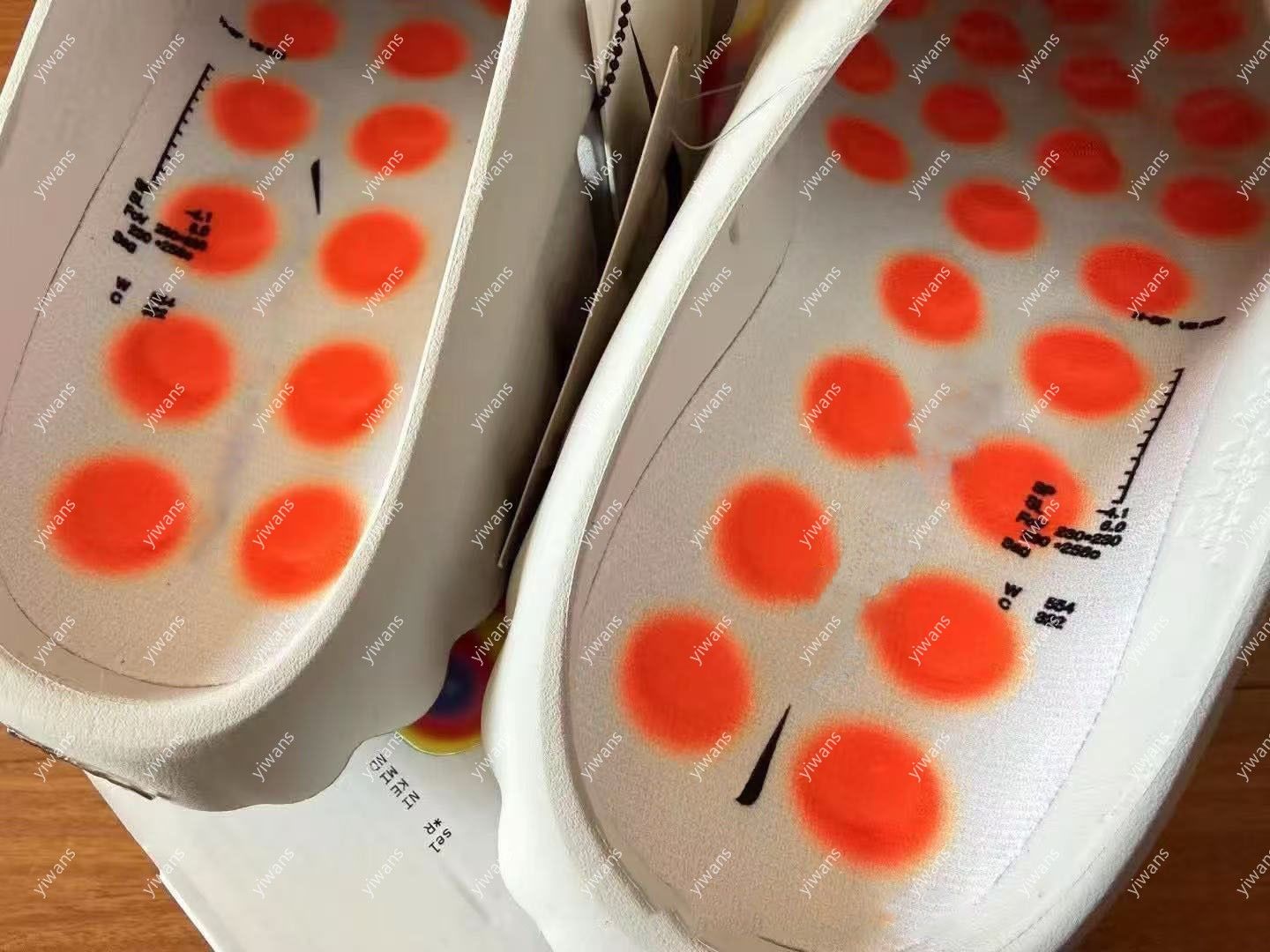 Designer Mind 001 002 Running for Men Women Pre-match Tech Comfortable Slippers Bone Solar Red Black Chrome Light Smoke Grey Fashion Shoes top quality - 7 of 9
