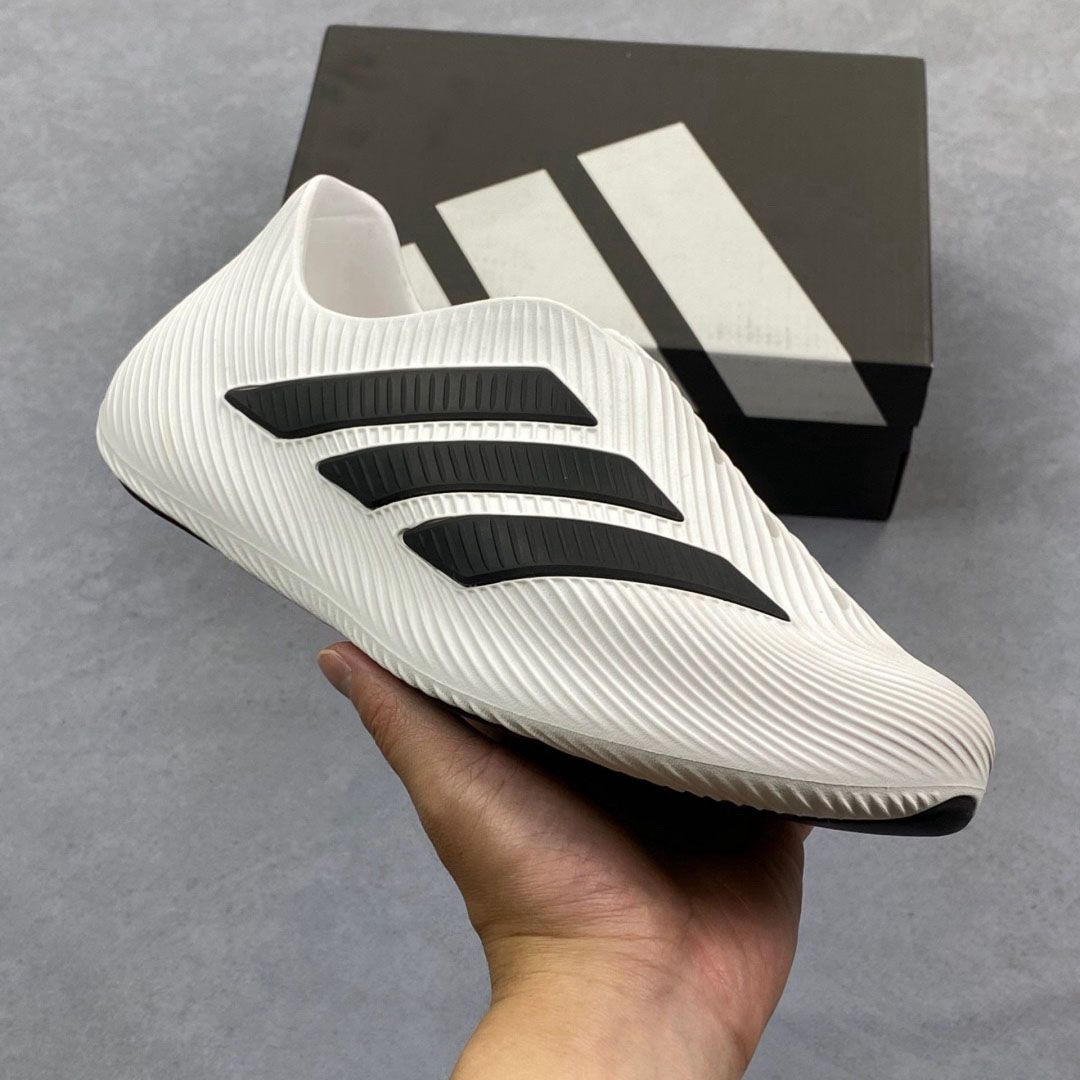Designer purechill Sports Shoes Recovery Shoes Foam Slip On Sneakers Post Workout Relief Slides for Men Women Core White Black Colors Available casual sandals - 2 of 8
