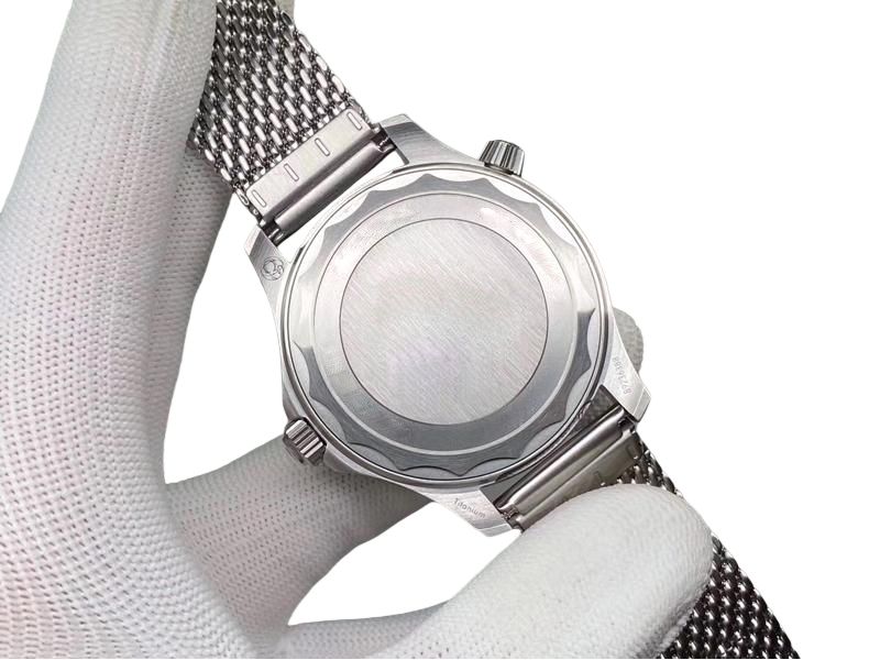 NTTD Watch 42mm No Time To Die Men Watch Automatic Movement Mechanical Montre de luxe Limited James Bond 007 Nato 300M Wristwatches - 4 of 8