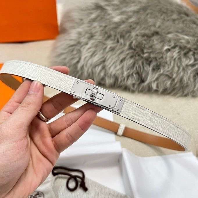 Top Designer belt man Luxury brand Belt classic belts womens belt black belt standard length gold letters Width 2.0cm fine leather H belt with box - 7 of 8