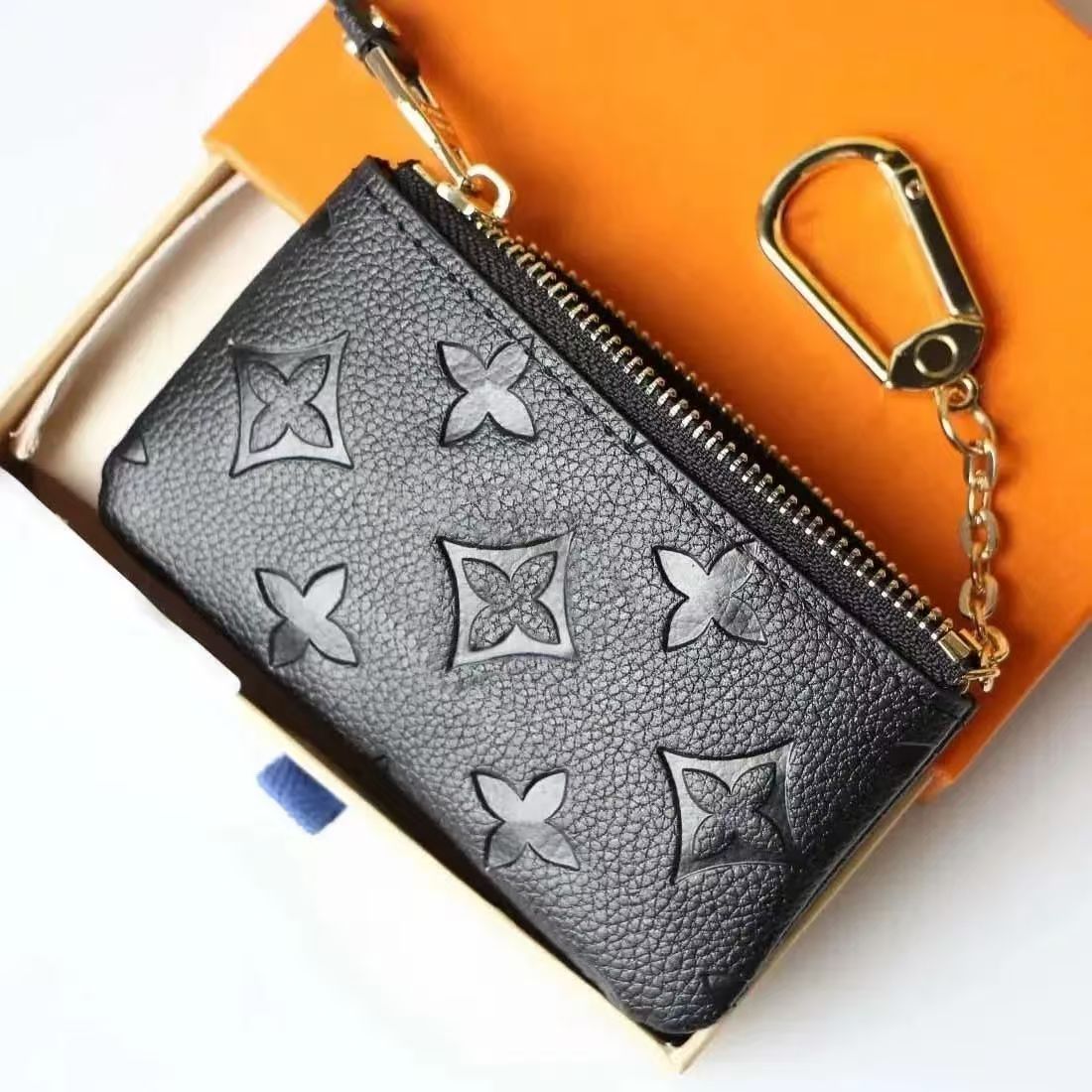 Keychain designer wallet Classic brand high-quality 100 travel essential men's women's keychain car Nice 41 - 3 of 8