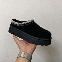 Color 28/TZ06