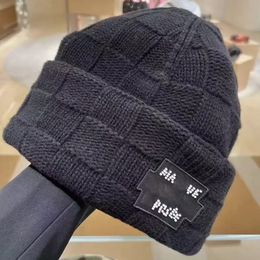 luxury designer beanie women and men New grid letters bonnet hat brim bonnet classic beautiful fashionable autumn and winter wear - kalmora