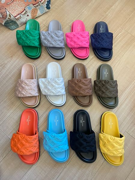 Louis Vuitton Pillow Flat Comfort Sandal Strap Platform Slide Sandals For Women Thick Non Slip Sole Casual Beach Vacation Summer Slippers Multiple colors - Shoes & Accessories - kalmora