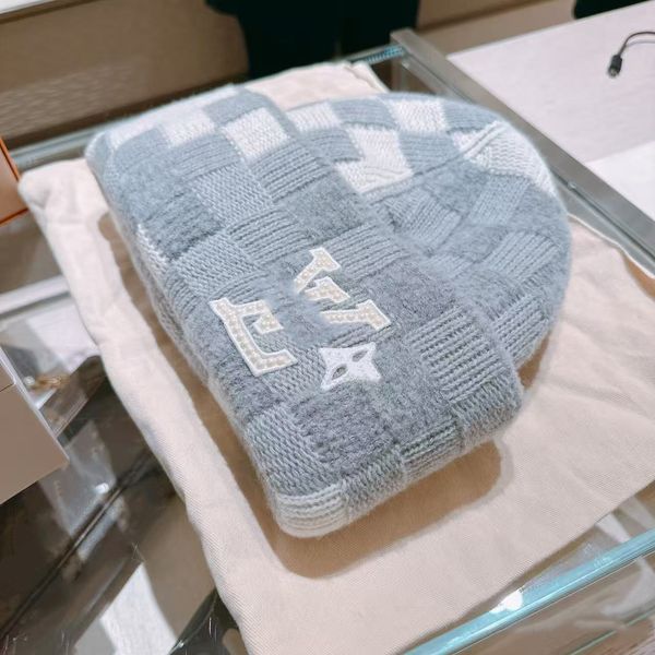 Designer Bean Hat Women Woolen Hat Fisherman Hat Luxury Classic Fashion Winter Wool Warm Belt Box Gift VVX - Fashion Collection - kalmora